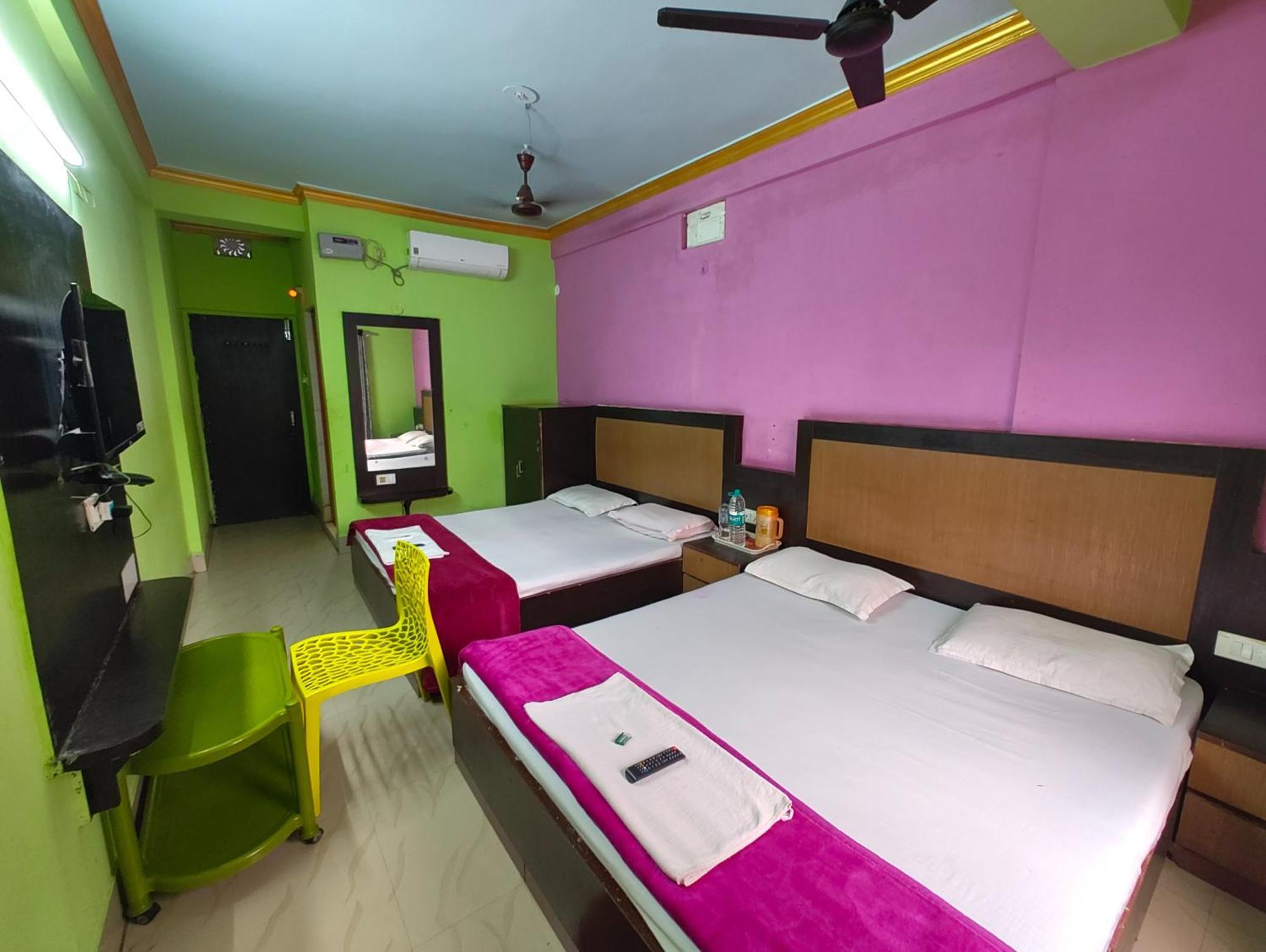 Goroomgo Samrat Palace Puri Near Sea Beach With Parking Facilities - Restaurant Available - Couple Friendly Exterior foto